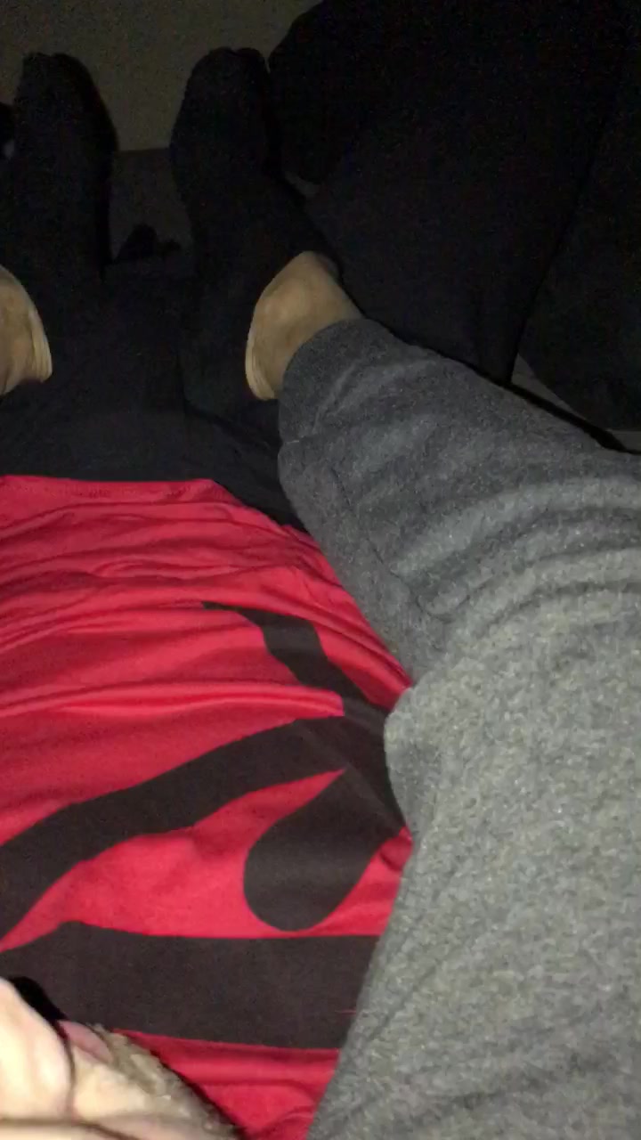Footjob pt.1