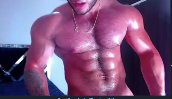 Huge Colombian Bodybuilder Jerks