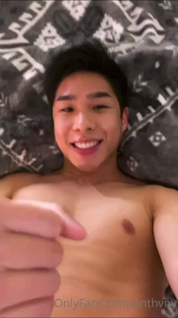 Asian cums on his face