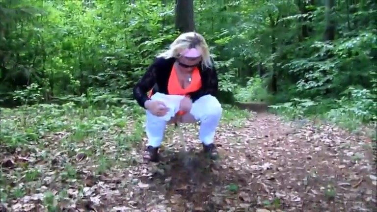 pooping in woods by a naughty girl