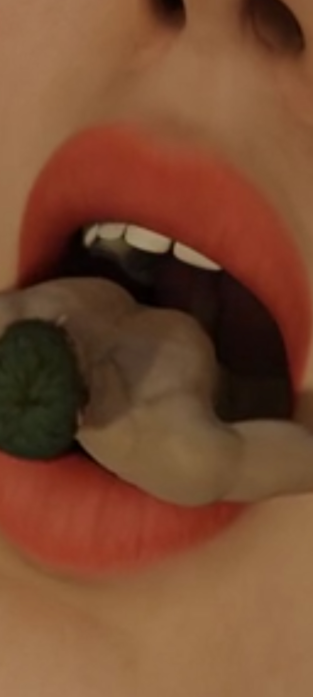 Giantess Mouth Pleasure - video 2