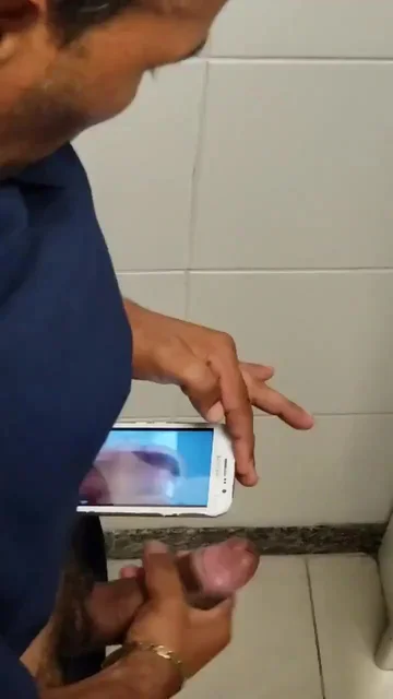 360px x 640px - Caught giant brown cock jerking in bathroom - ThisVid.com
