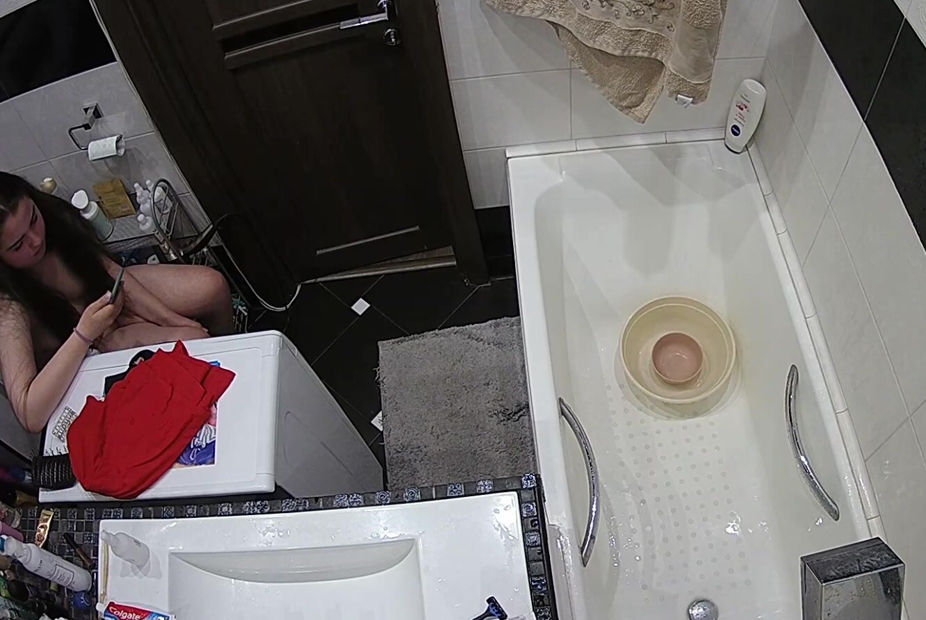 girl poop toilet - video 8