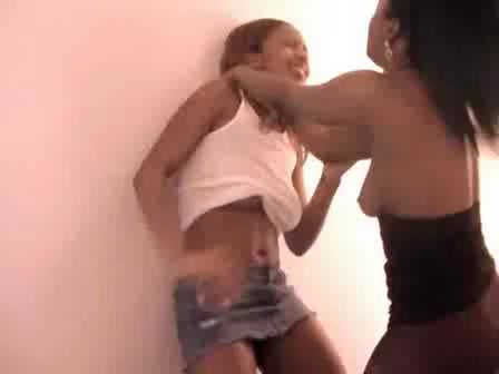 Hot bitches slapping each other around