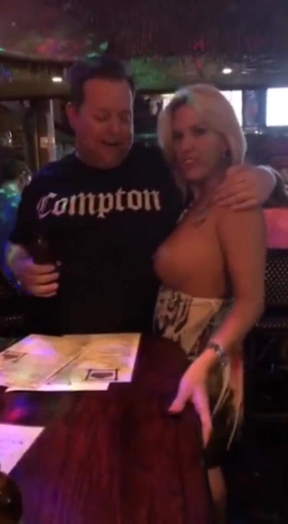 Sluts gets drinks at a bar, not alcohol