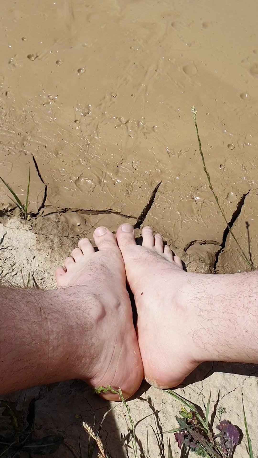 Muddy Feets 2