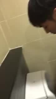 Asian piss - video 5