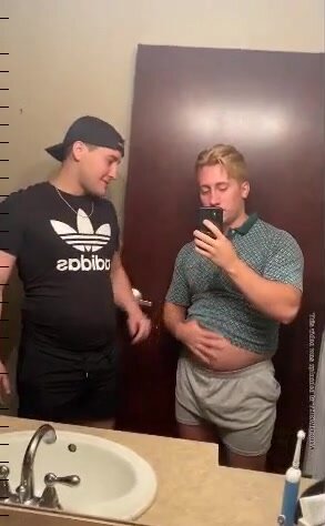 belly button sensual - video 391