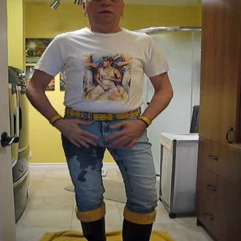 Piss jeans , Piss T'S Yellow accessory , J'lube  9-2022