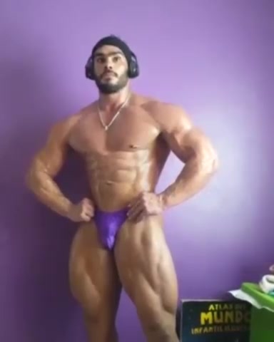 MUSCLE HOTTIE JO WEBCAM  (15)
