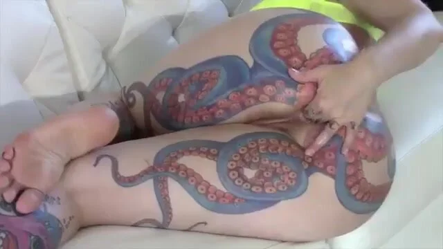 Japanese Anal Octopus Porn - The octopus - ThisVid.com