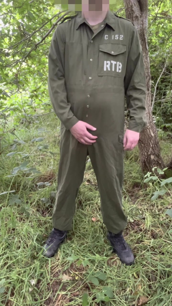 Jacking off in army overalls