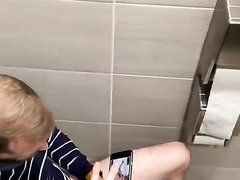 Daddy Toilet Jacking Off 22