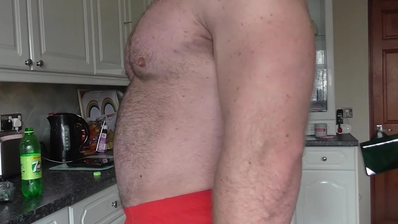 Big Connor: Big britsh guy stuffing 2 - ThisVid.com