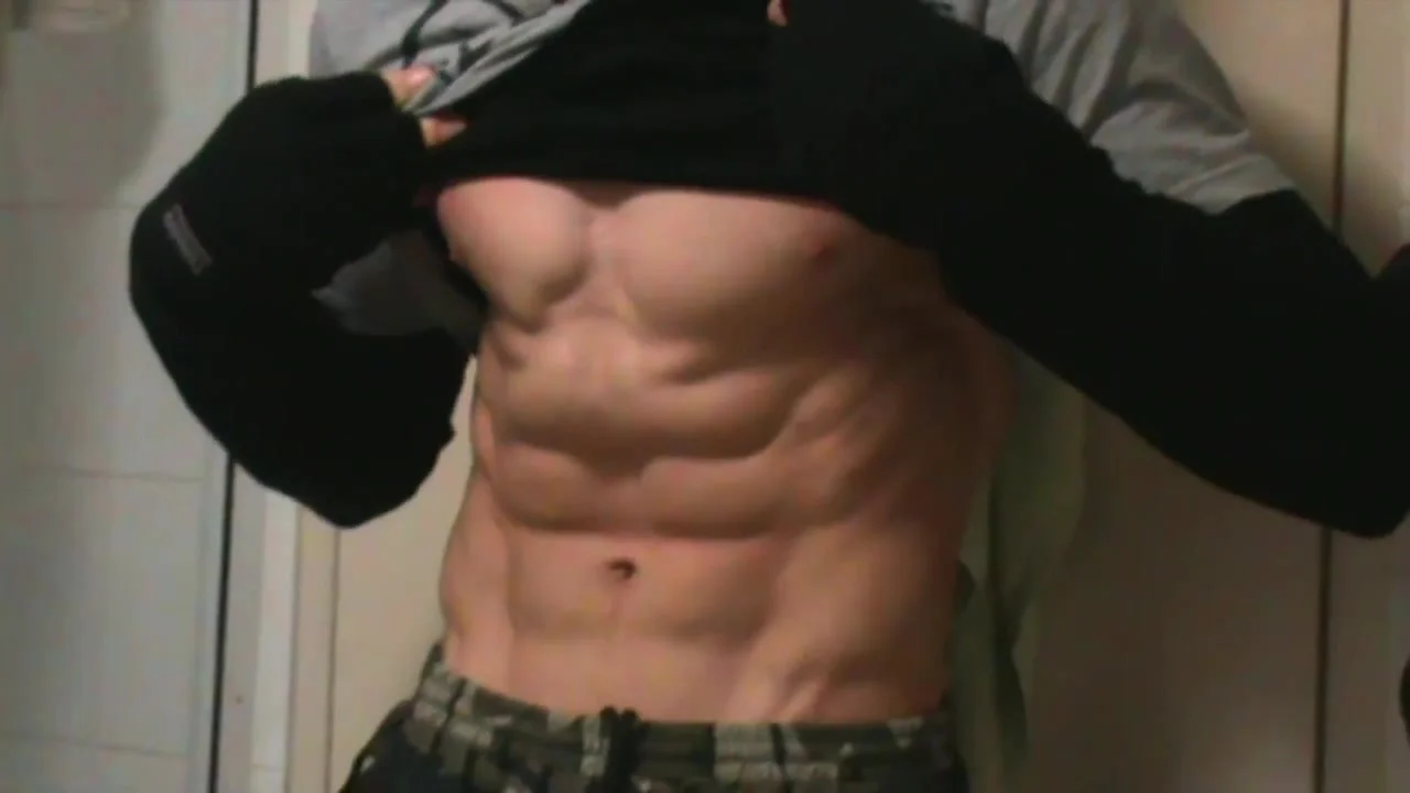 Muscle Nerd - ThisVid.com