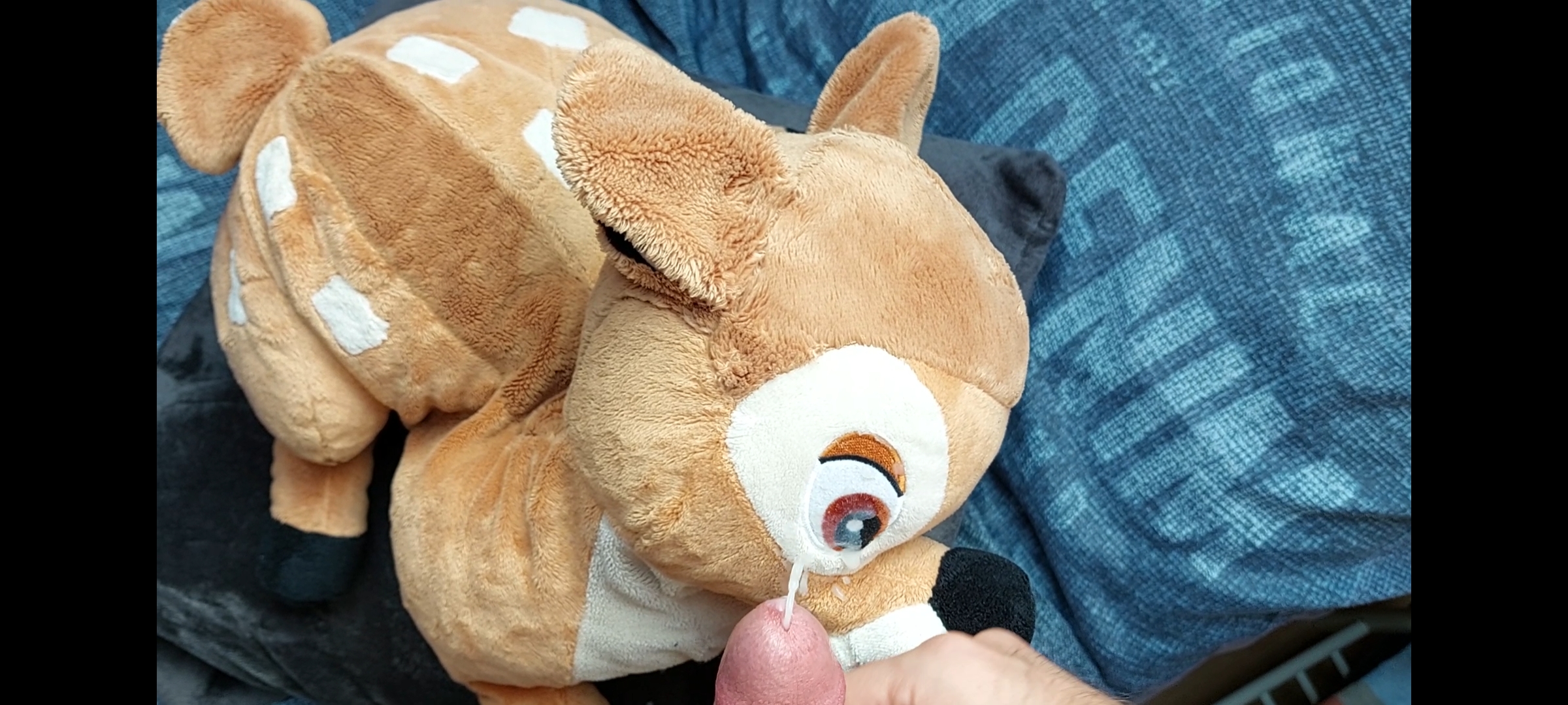 Heavy cum Stuffed Bambi