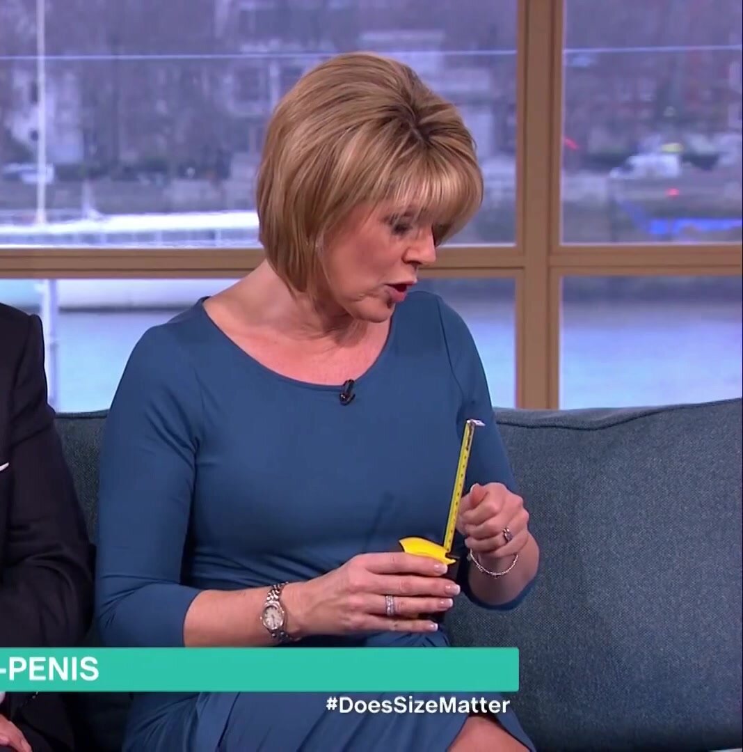 Woman describes mans penis as 4 inches erect