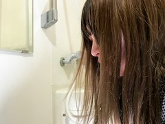 Japanese Girl Hit by Sudden Nausea and Vomit scat.gg