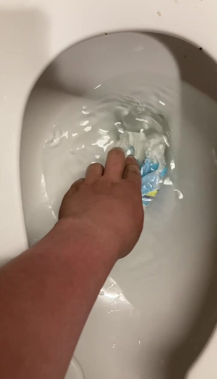 Diaper flush