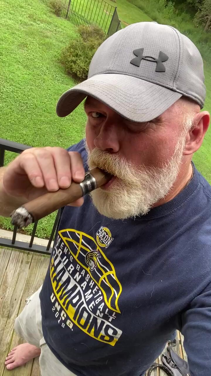 Cigar daddy time