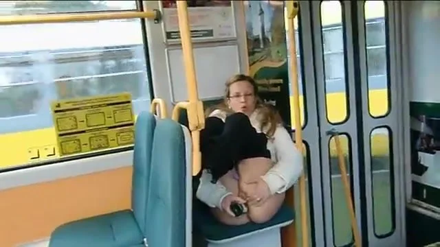 Girl Masturbating In Bus - Woman Masturbates in a Public Bus - ThisVid.com