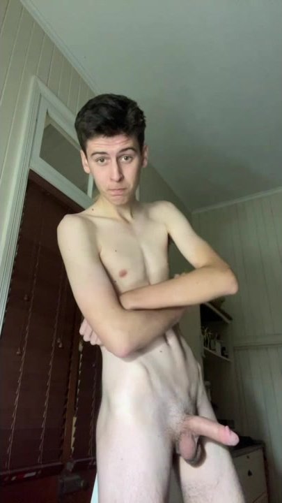 Twink jerks pose and cums