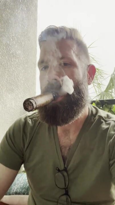 Cigar - video 200