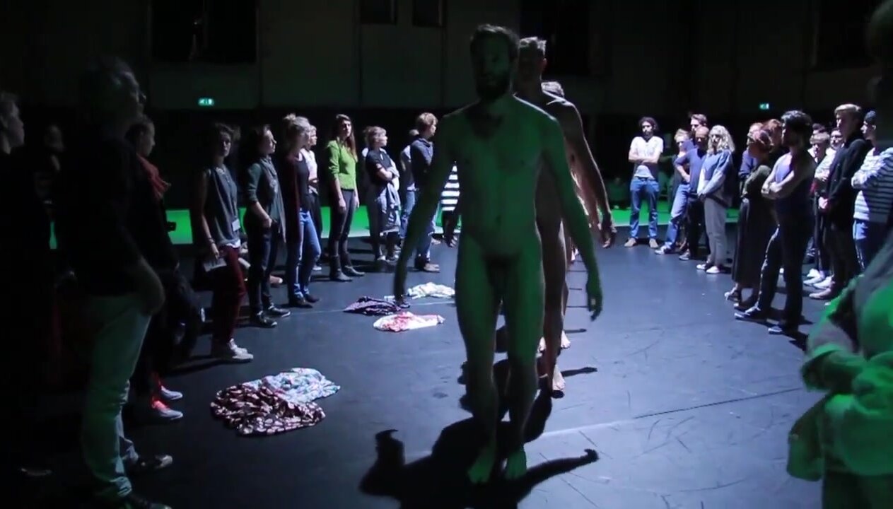 Naked Art: Nude stage performance - ThisVid.com