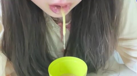 Korean girl vomit 한국 여자 구토