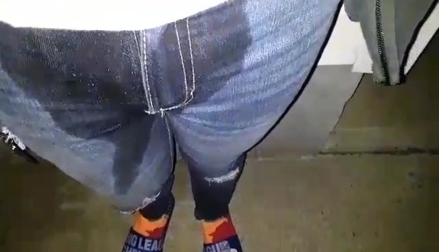 Pee pants - video 25