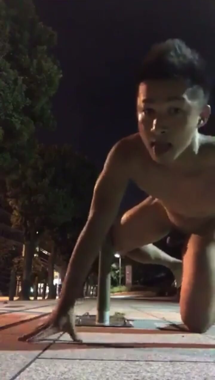 Outside piss - video 16