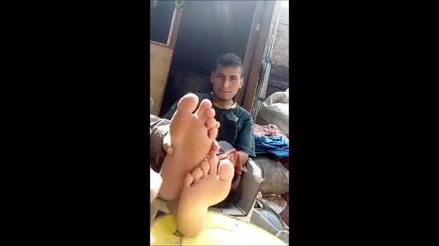Albanian Straight feet lick - video 2