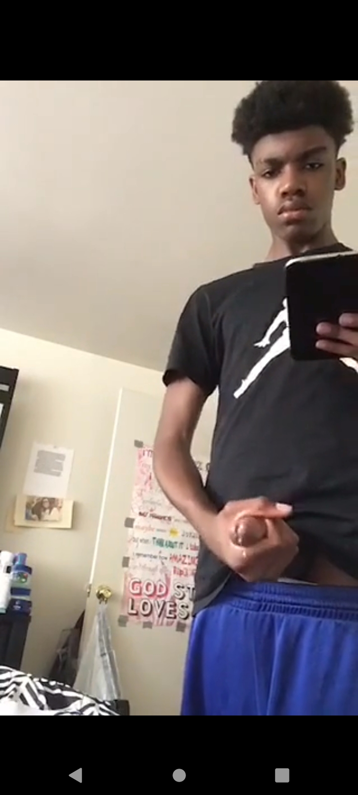 Black boy cums - video 2