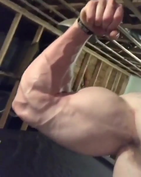 Athletic muscle - video 522