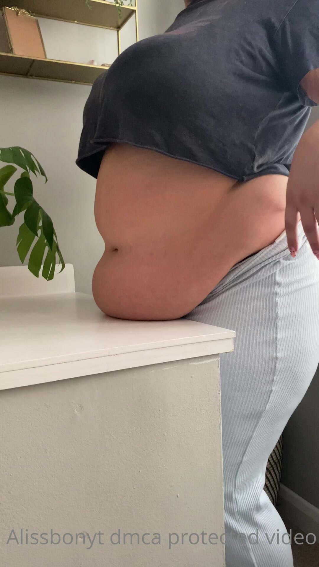 AB belly drop onto counter
