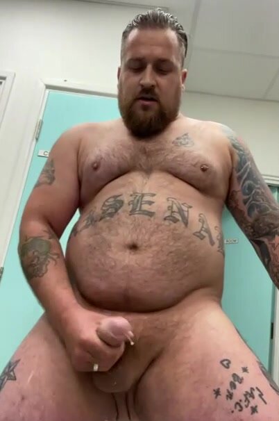 Tatted chub cum