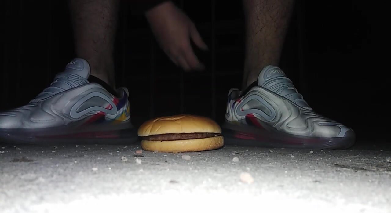 Stomping Burger on the side of the Highway