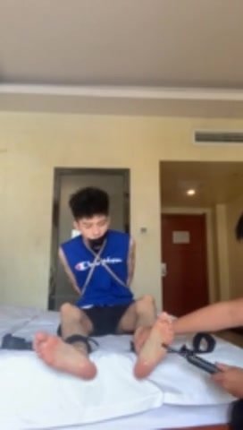 tickling - video 19