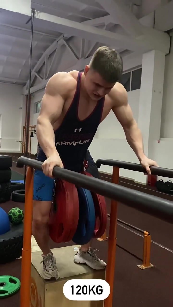 russian hunk gymnast workout