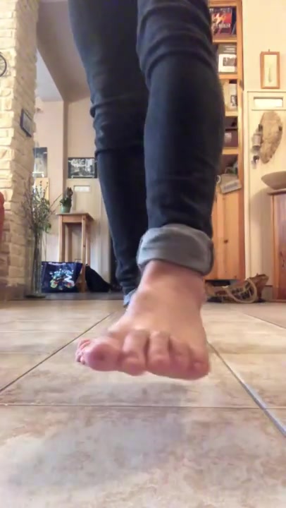 Sexy Boy Feet - video 34