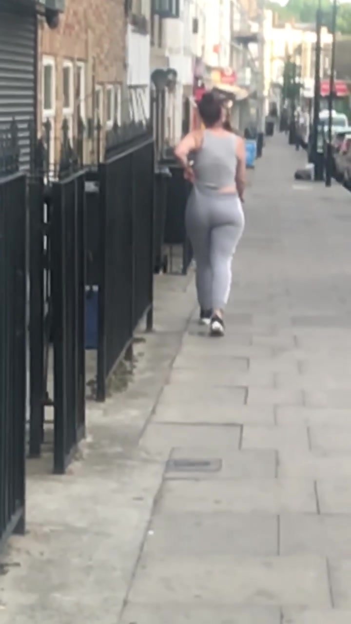 Fit pawg with a fat ass