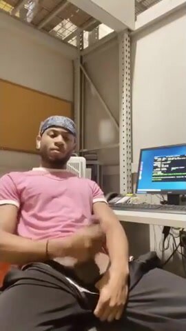 Wank at work - video 4