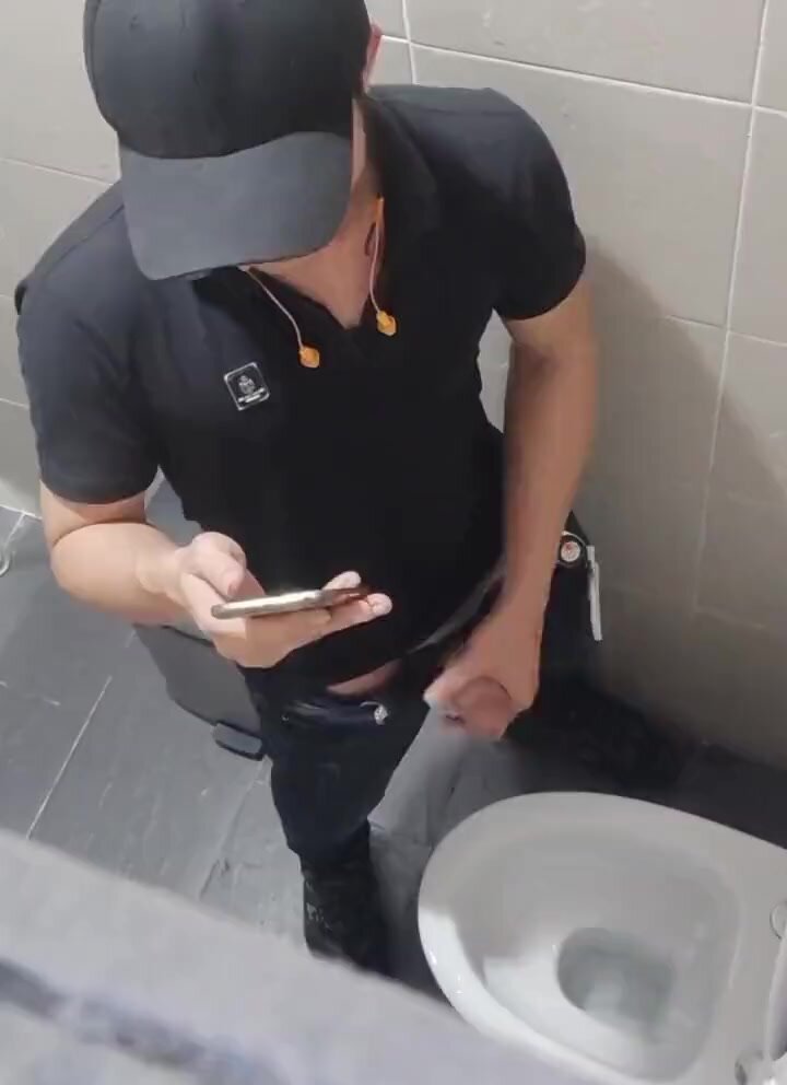 Spy Asian guy jerk off in toilet