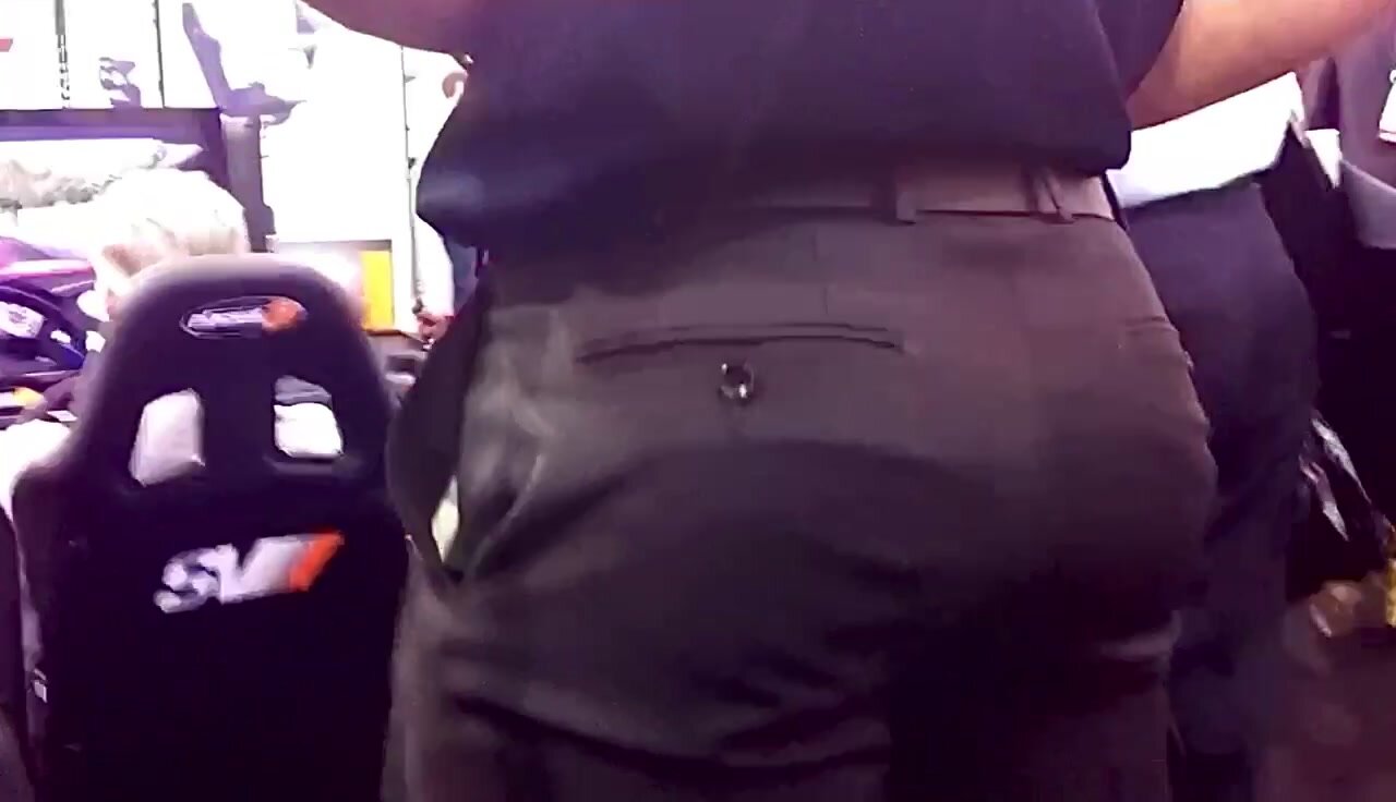 Bubblebutt guy pt. 2