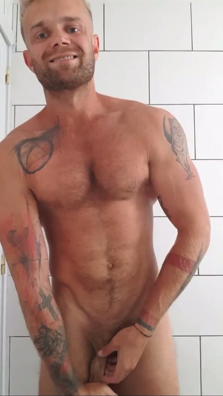 Hot guy, fat cock