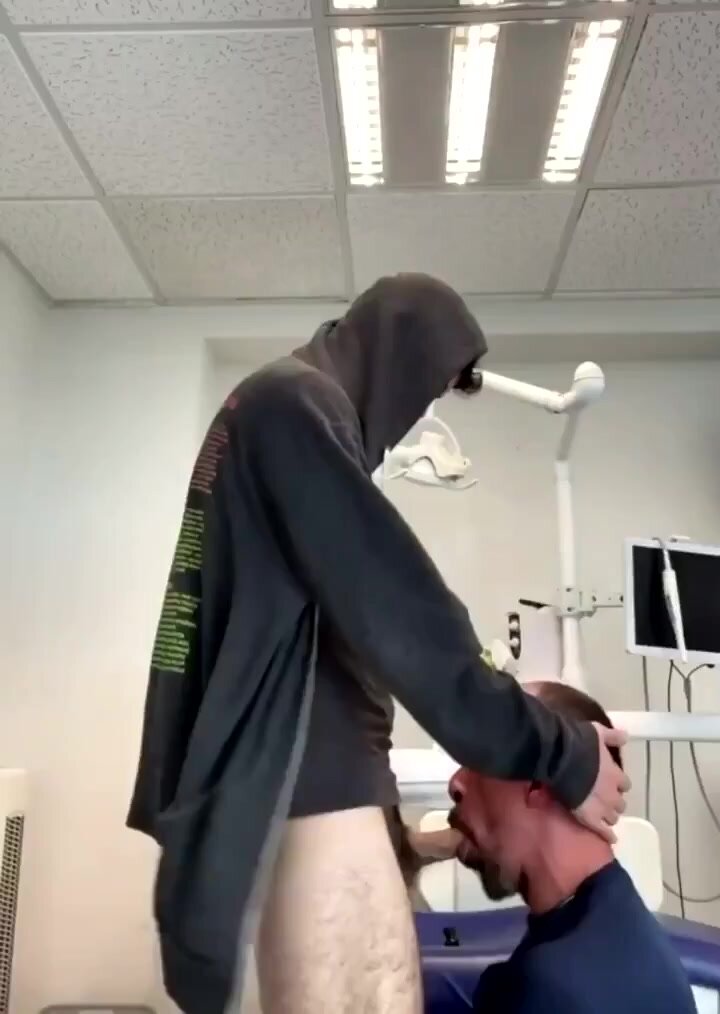 Special Patient Face Fucks Dentist 