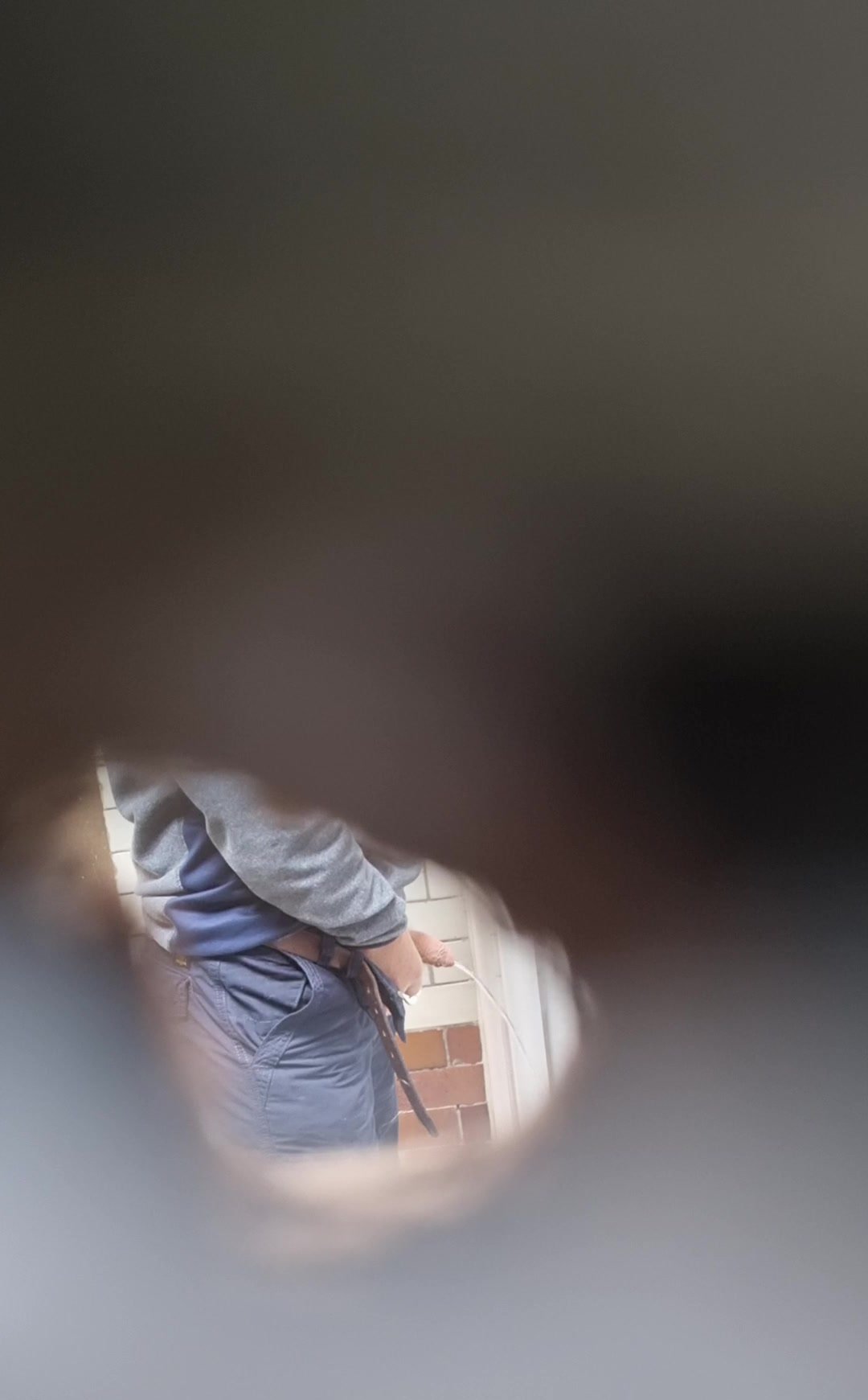 Thick dick daddy pissing