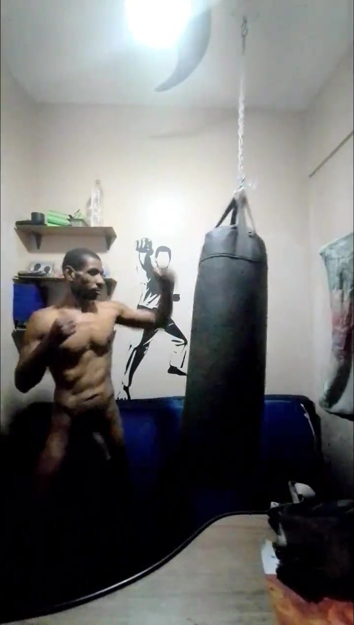 naked excercise