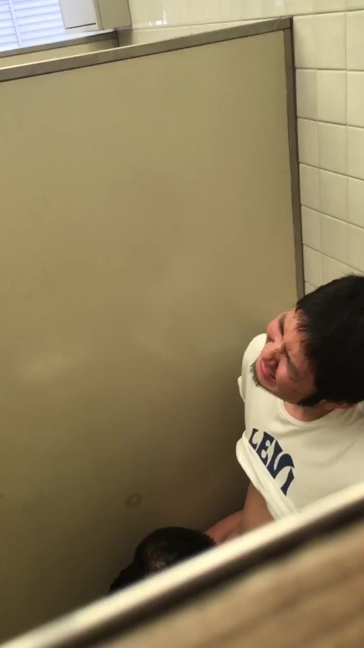 日本人　便所　しゃぶり　おっさん２