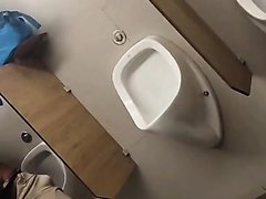 Toilet cruising 03